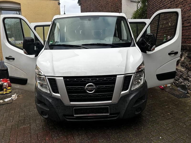 Weiß Gebraucht 2012 Nissan NV400 Van | 9.000 € (Guter Preis) - Bild 1/4