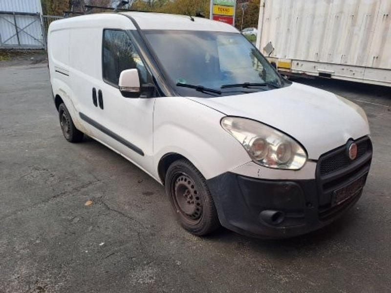 Weiß Gebraucht 2014 Fiat Doblò Van / Kleinbus | 1.900 € (Superpreis) - Bild 1/4