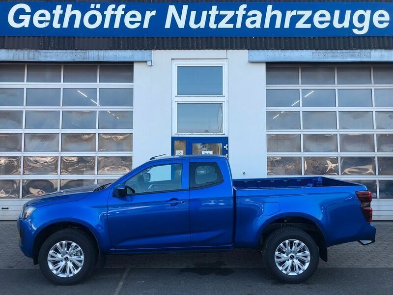Blau Neu 2025 Isuzu D-Max Abholung | 45.208 € - Bild 1/4