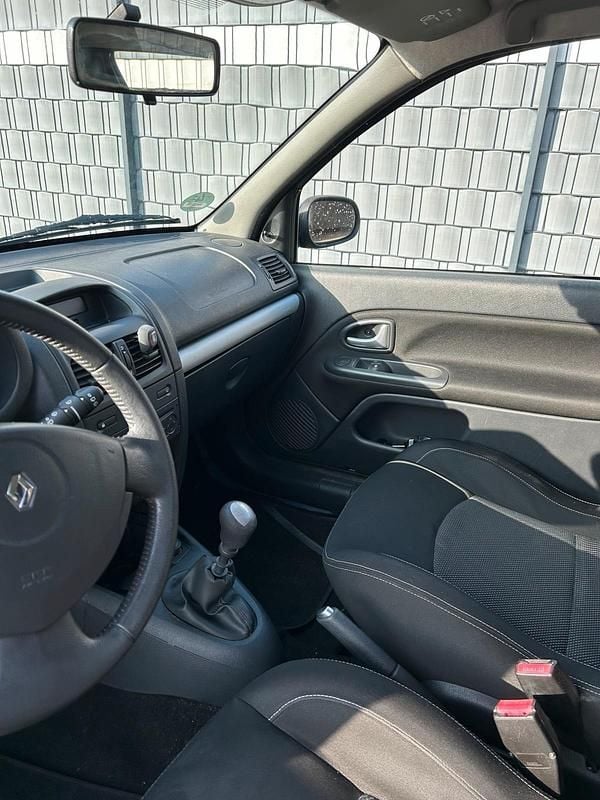 Gebraucht Renault Clio 75 PS (55 kW) 2008 Blau Kleinwagen