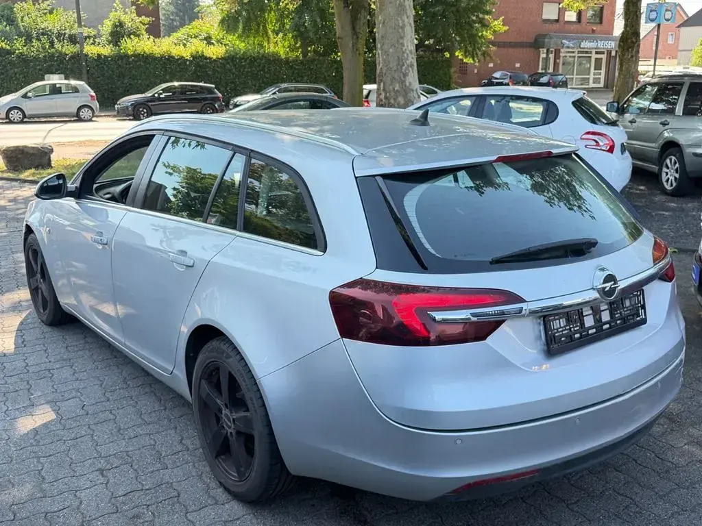 Gebraucht Opel Insignia Edition 136 PS (100 kW) 2016 Silber Kombi