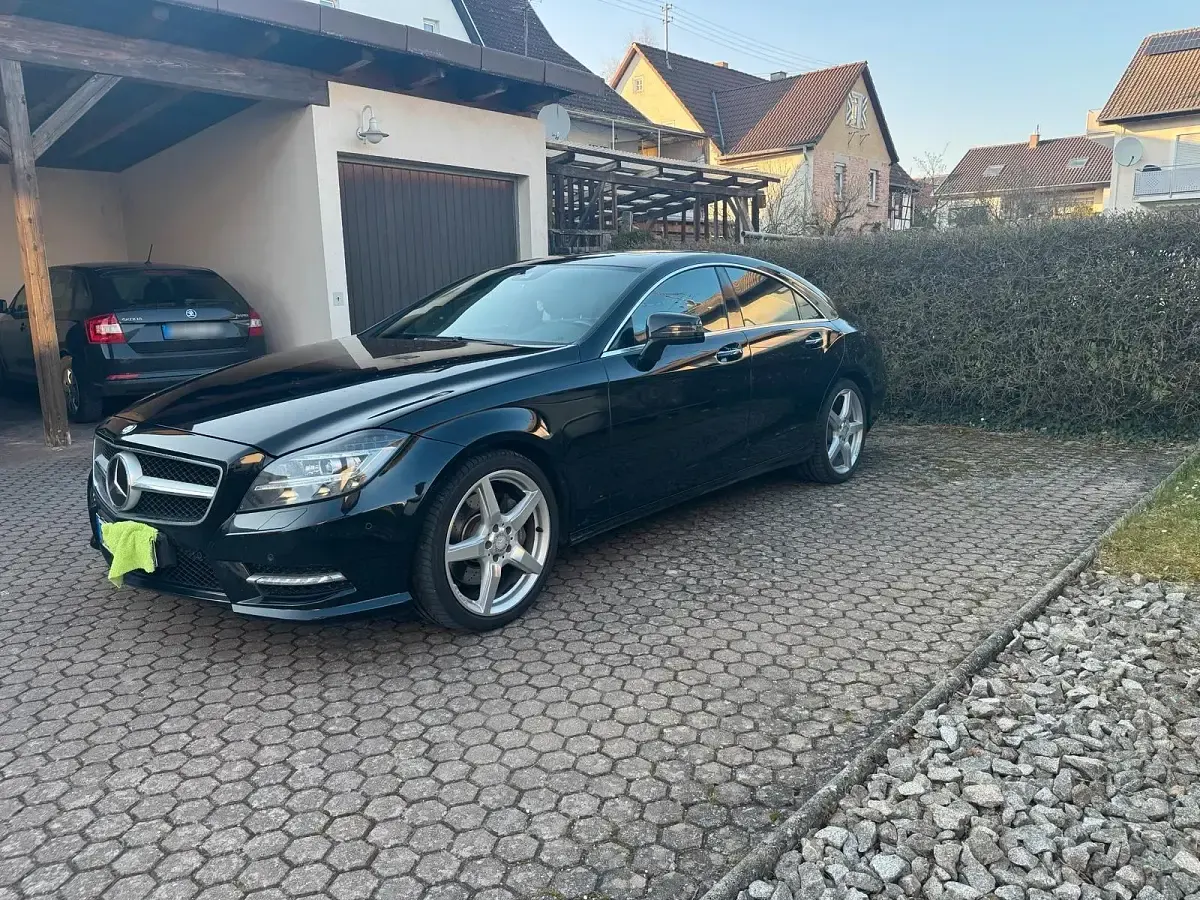 Gebraucht Mercedes CLS350 AMG 265 PS (194 kW) 2014 Schwarz Limousine