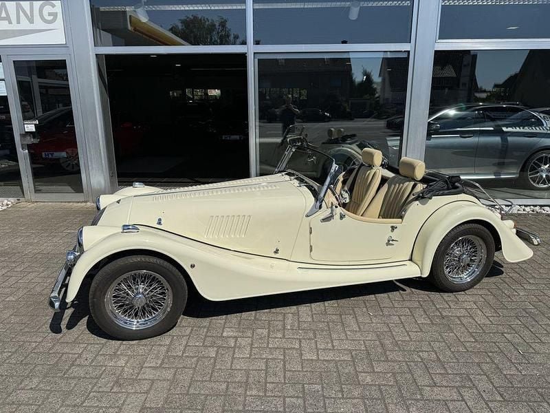 Gebraucht Morgan Plus 4 144 PS (105 kW) 2012 Beige Cabrio