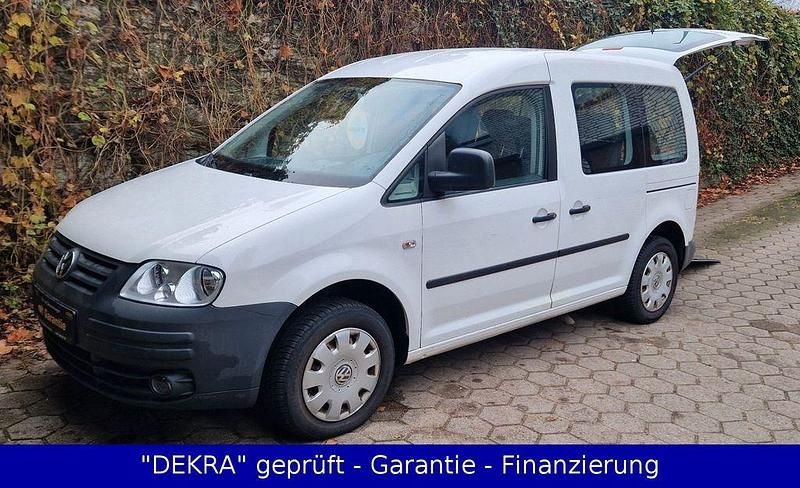 Candyweiß Gebraucht 2010 VW Caddy Team Van / Kleinbus | 9.950 € - Bild 1/4