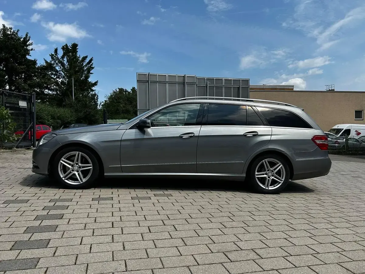Usata Mercedes E250 170 CV (125 kW) 2013 Grigio Station wagon