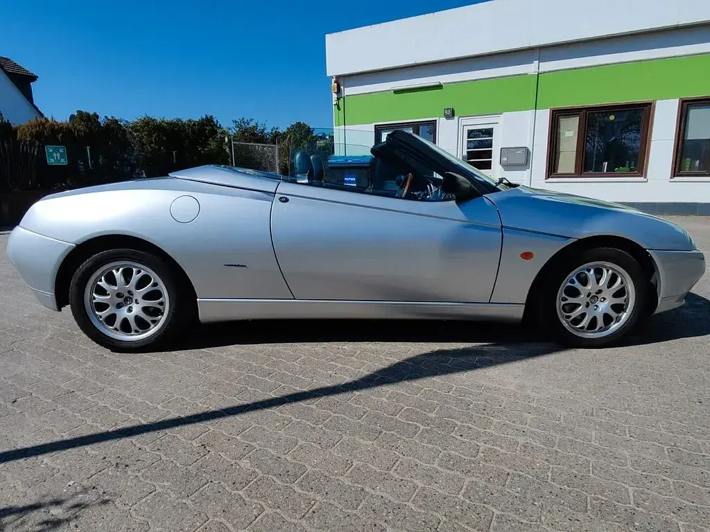 Gebraucht Alfa Romeo Spider 192 PS (141 kW) 1998 Silber Cabrio