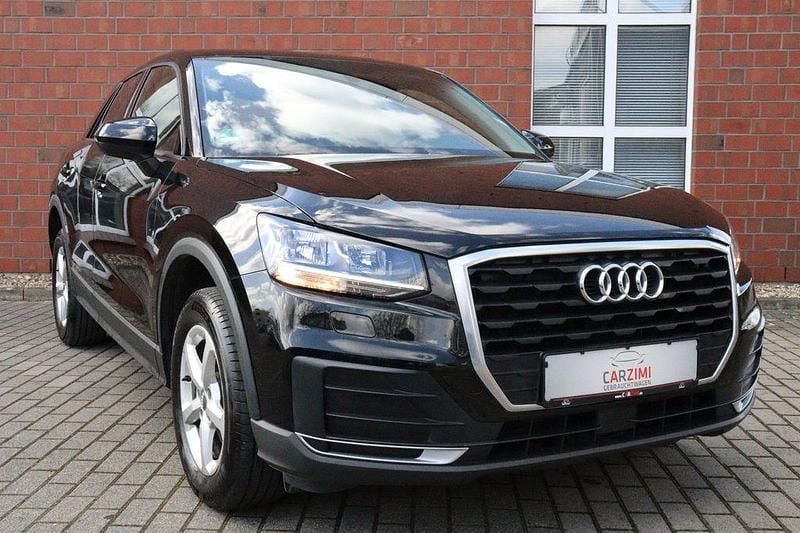 Gebraucht Audi Q2 Basis 116 PS (85 kW) 2018 Schwarz SUV