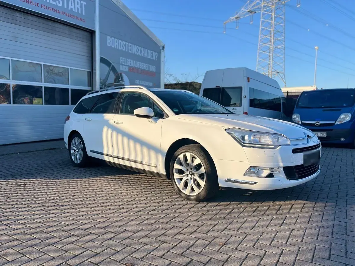 Gebraucht Citroën C5 241 PS (177 kW) 2011 Weiß Kombi