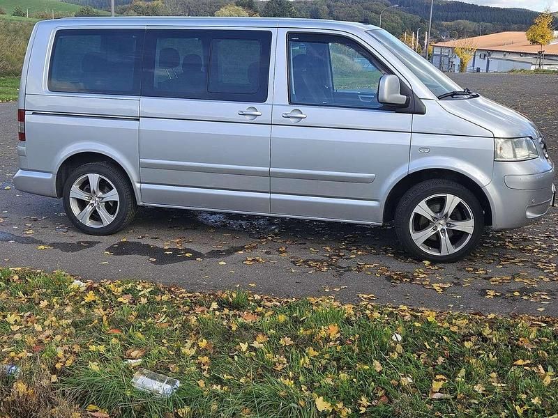 Gebraucht VW Multivan Comfortline 174 PS (127 kW) 2006 Silber Van