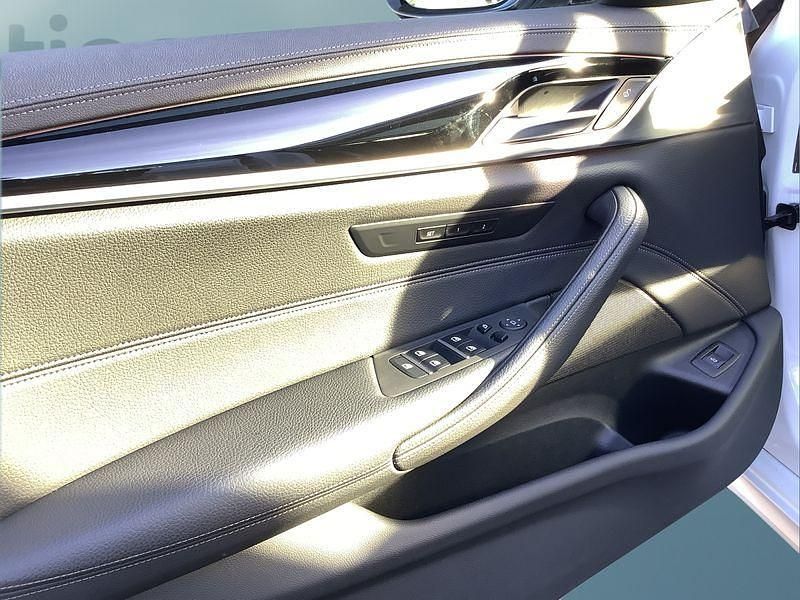 Gebraucht BMW 520 184 PS (135 kW) 2020 Weiß Kombi