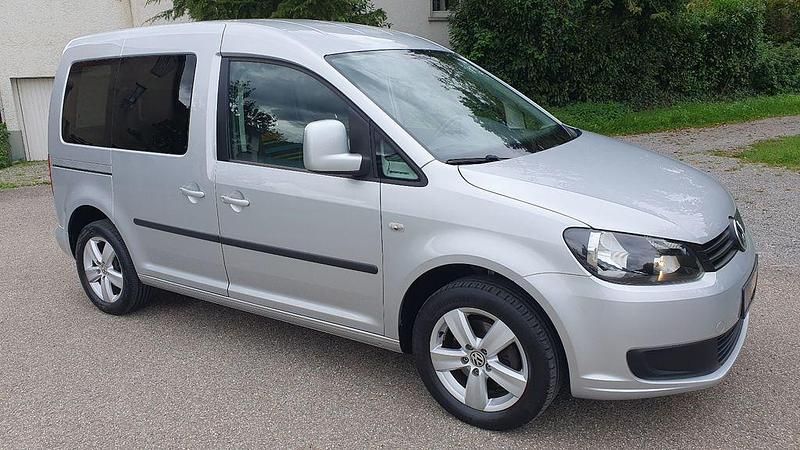 Silber Gebraucht 2013 VW Caddy Van / Kleinbus | 9.850 € (Etwas zu teuer) - Bild 1/4