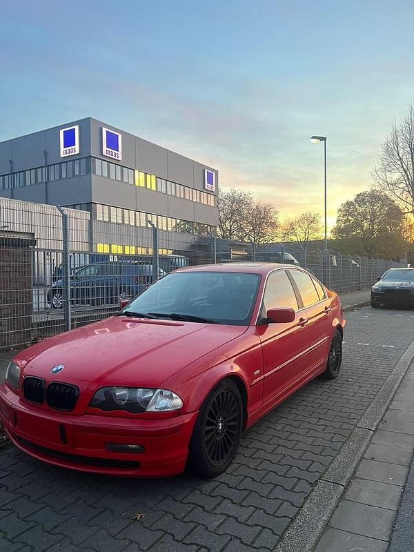 Gebraucht 1998 BMW 323 Limousine | 2.500 € (Superpreis) - Bild 1/4