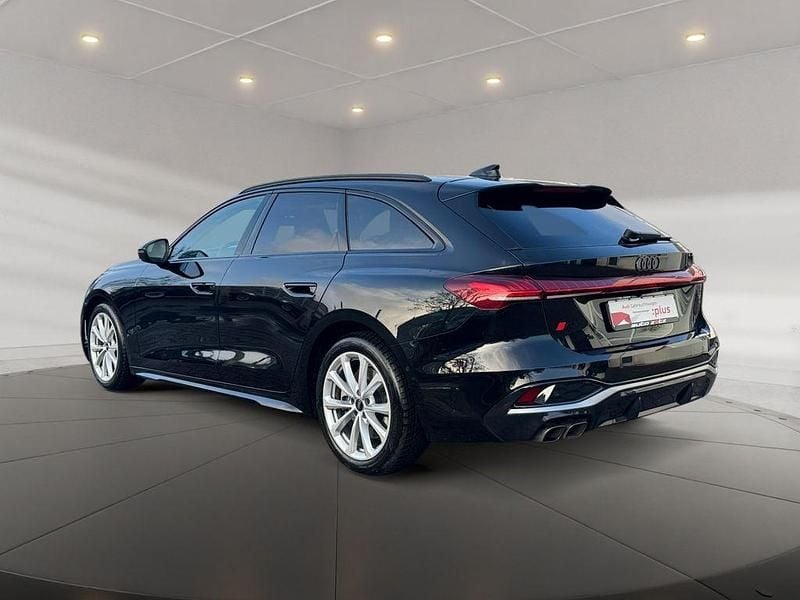 Gebraucht Audi A5 Ambiente 204 PS (150 kW) 2025 Mythosschwarz metallic Kombi