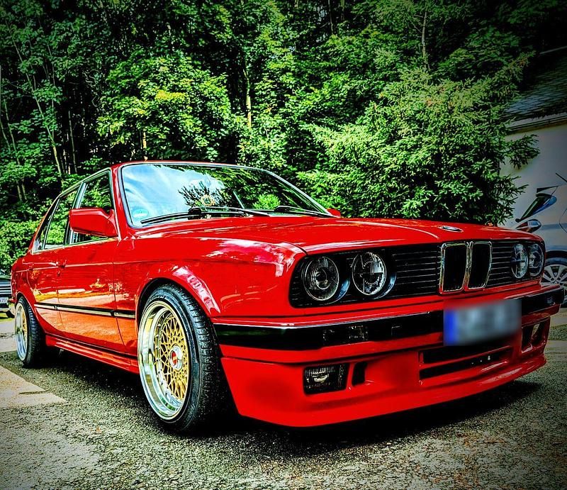 Gebraucht BMW 316 Performance 102 PS (75 kW) 1988 Rot Limousine