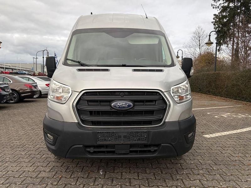 Gebraucht Ford Transit Trend 185 PS (136 kW) 2021 Silber Limousine
