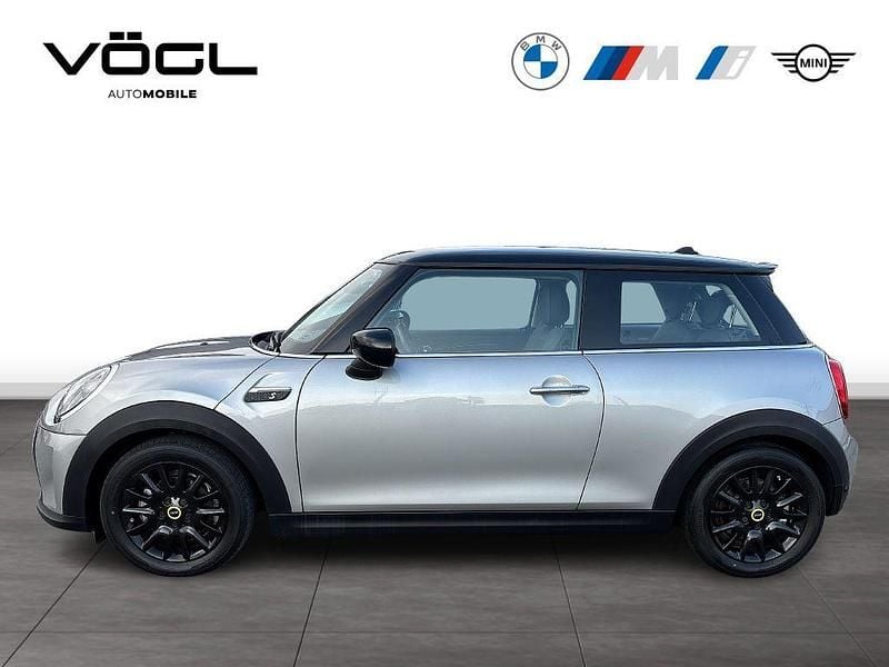 Gebraucht Mini Cooper SE Hatch 135 kW (184 PS) 2023 Melting silver iii Kleinwagen