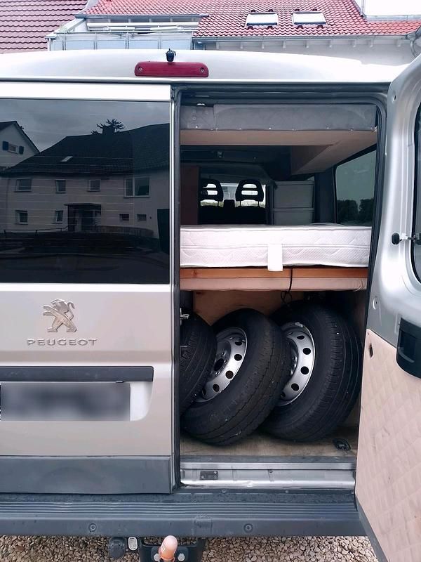 Gebraucht Peugeot Boxer 130 PS (95 kW) 2017 Silber Van