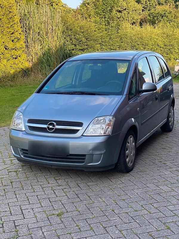 Grau Gebraucht 2005 Opel Meriva Van / Kleinbus | 899 € (Guter Preis) - Bild 1/4