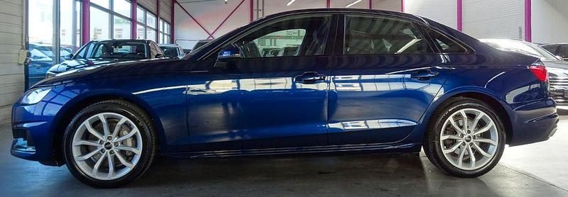 Gebraucht Audi A4 Sport 204 PS (150 kW) 2023 Blau Limousine