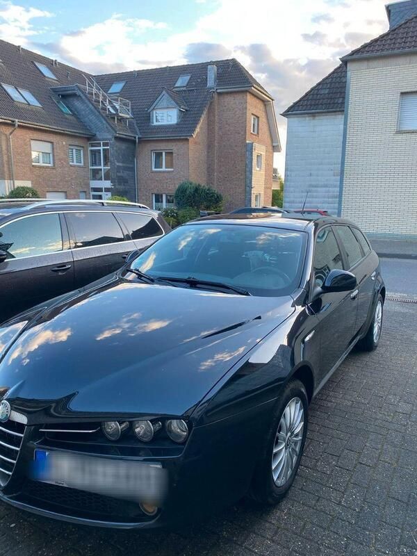 Schwarz Gebraucht 2006 Alfa Romeo 159 Distinctive Kombi | 3.700 € (Fairer Preis) - Bild 1/4