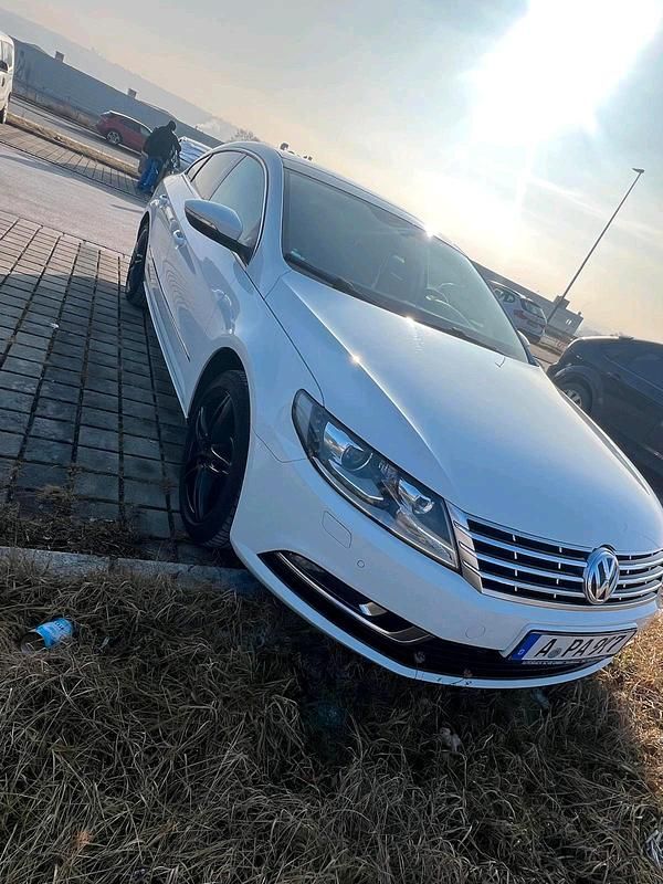 Weiß Gebraucht 2018 VW Passat Limousine | 14.000 € (Superpreis) - Bild 1/4