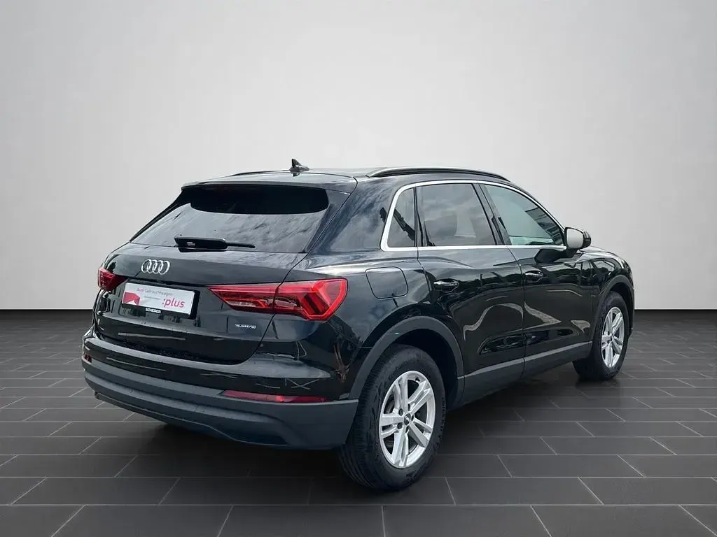 Gebraucht Audi Q3 Ambiente 190 PS (139 kW) 2020 Mythosschwarz metallic SUV