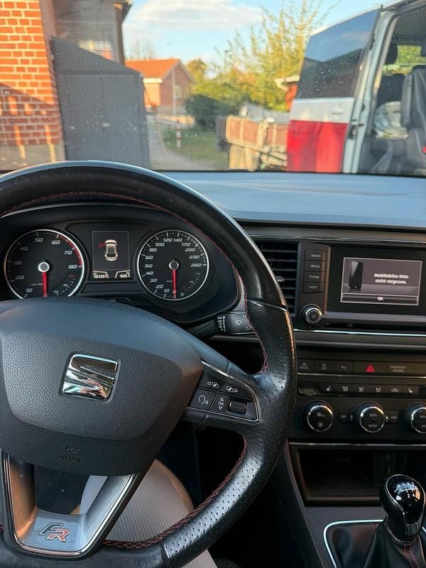 Gebraucht Seat Leon FR 150 PS (110 kW) 2016 Grau Limousine