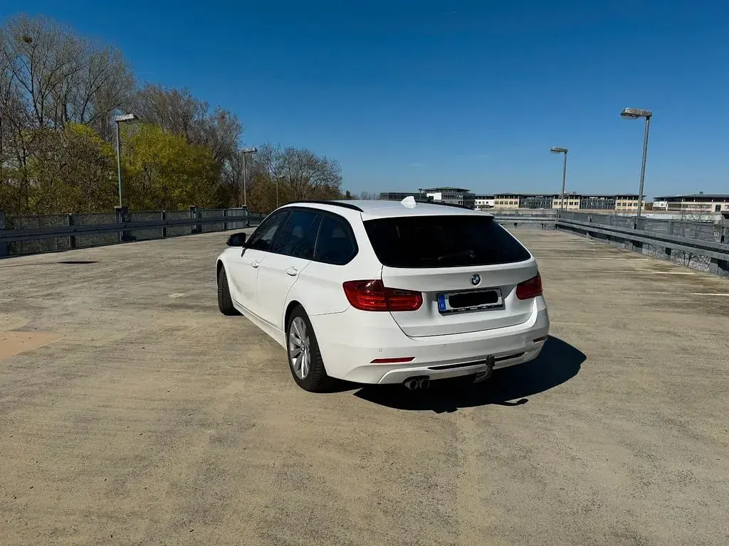Gebraucht BMW 328 Sport Line 245 PS (180 kW) 2013 Weiß Kombi