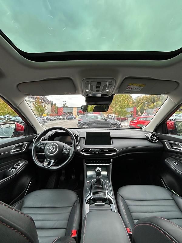 Rot Gebraucht 2023 MG HS SUV | 17.800 € (Superpreis) - Bild 1/4