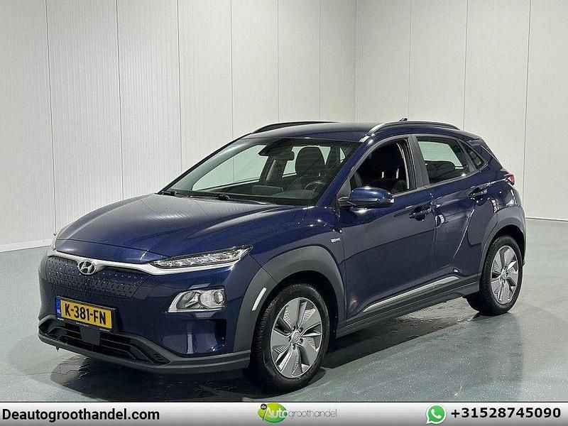Blau Gebraucht 2020 Hyundai Kona Comfort SUV | 15.367 € (Superpreis) - Bild 1/4