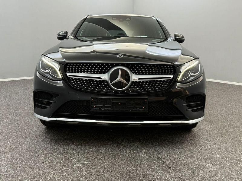 Gebraucht Mercedes GLC350 AMG line 258 PS (189 kW) 2018 Schwarz Coupé