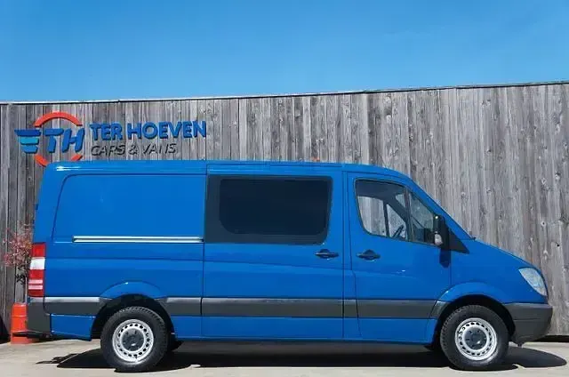Używany Mercedes Sprinter 95 KM (69 kW) 2012 Niebieski