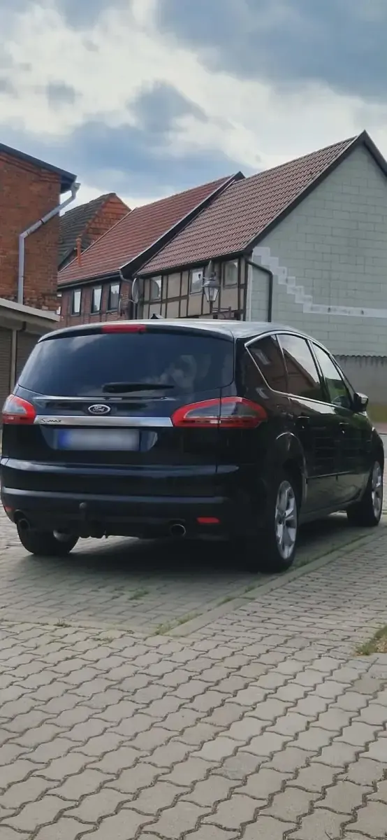 Gebraucht Ford S-MAX S 200 PS (147 kW) 2011 Schwarz Van / Kleinbus
