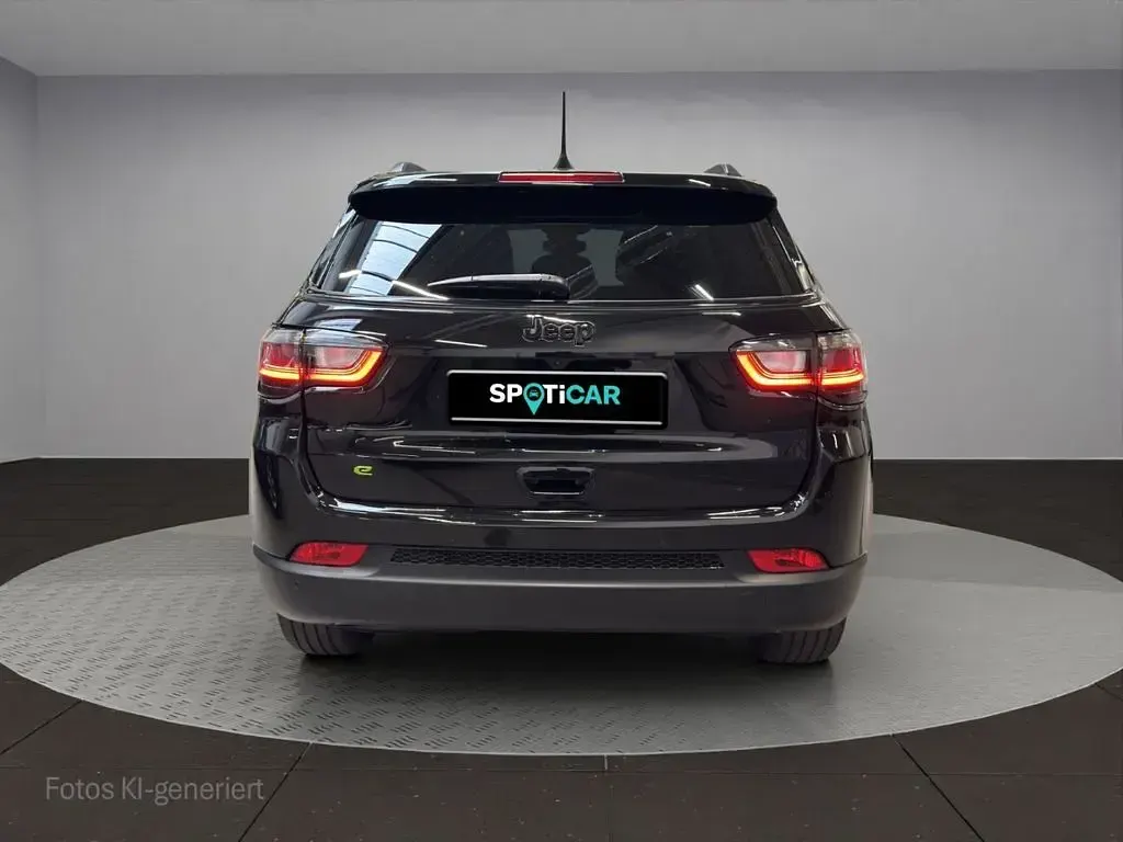 Gebraucht Jeep Compass North 131 PS (96 kW) 2025 Schwarz SUV