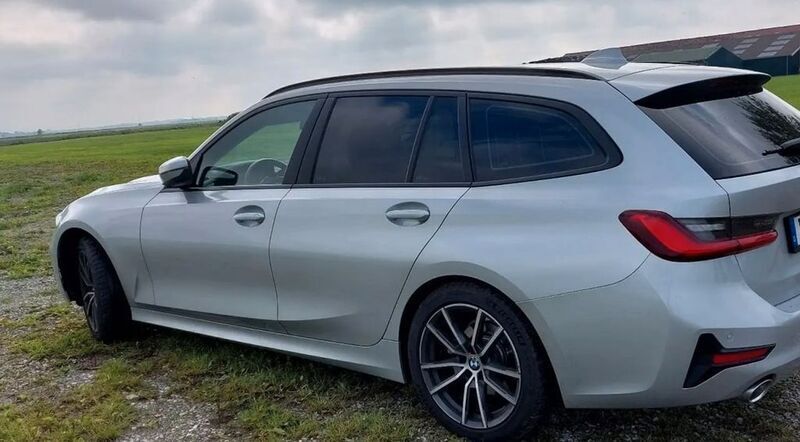 Grau Gebraucht 2019 BMW 320 Advantage Kombi | 20.999 € (Superpreis) - Bild 1/4