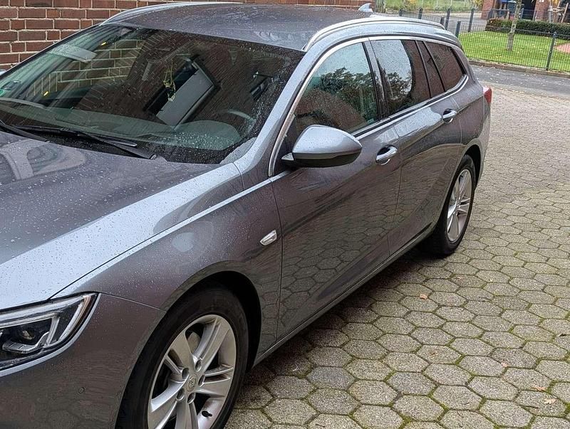 Gebraucht Opel Insignia Edition 170 PS (125 kW) 2017 Grau Kombi