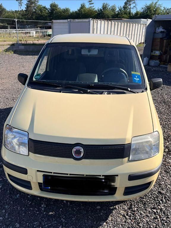 Gebraucht Fiat Panda 54 PS (39 kW) 2009 Gelb Kleinwagen
