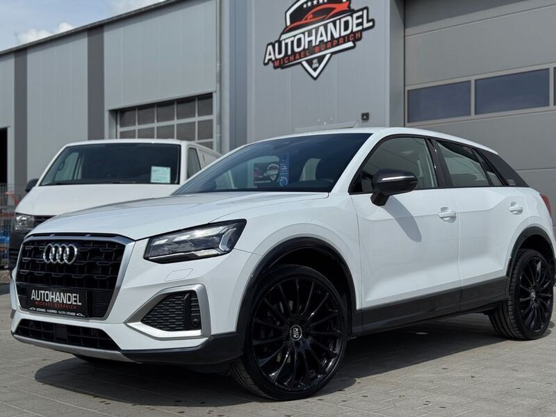 Weiß Gebraucht 2022 Audi Q2 S-Line SUV | 20.900 € - Bild 1/4