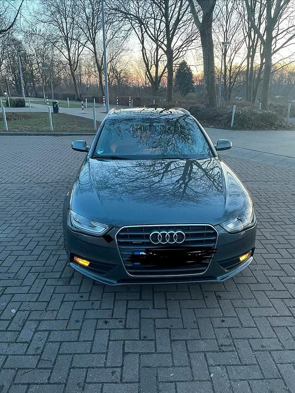 Gebraucht Audi A4 S-Line 155 PS (114 kW) 2013 Grau Kombi