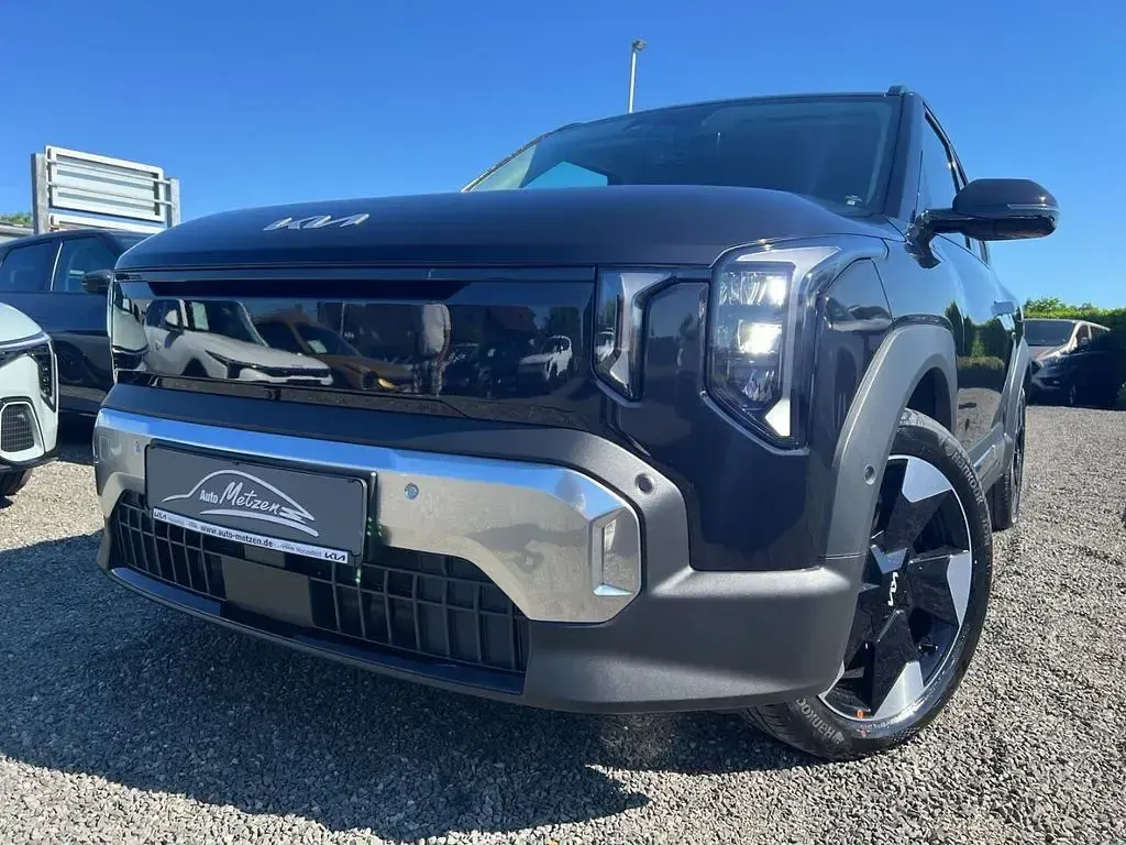 Neu Kia EV2 Earth 108 kW (147 PS) 2026 Schwarz SUV