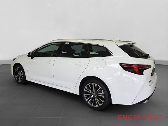 Gebraucht Toyota Corolla Team 196 PS (144 kW) 2024 Weiss Kombi