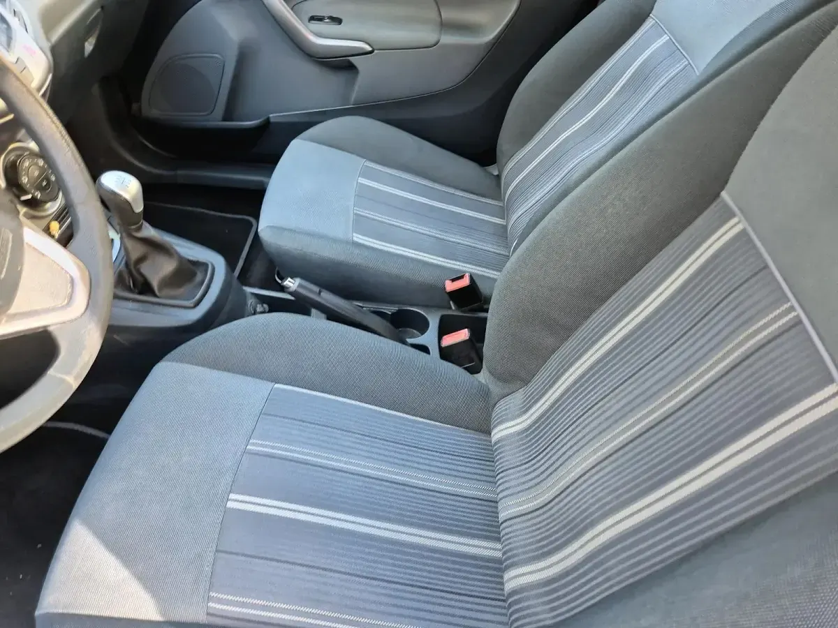 Gebraucht Ford Fiesta 97 PS (71 kW) 2009 Schwarz Kleinwagen