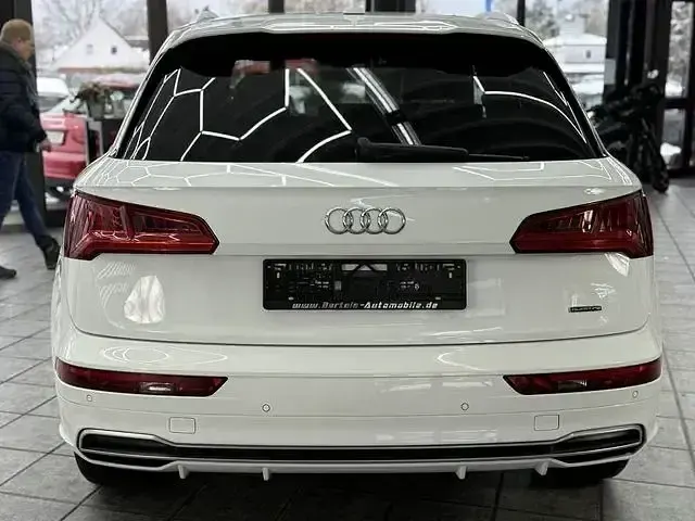 Gebraucht Audi Q5 S-Line 190 PS (139 kW) 2018 Ibisweiã SUV