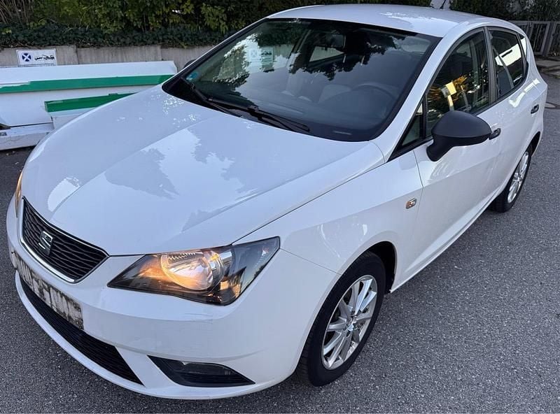 Weiß Gebraucht 2014 Seat Ibiza Style Kleinwagen | 3.600 € (Superpreis) - Bild 1/4