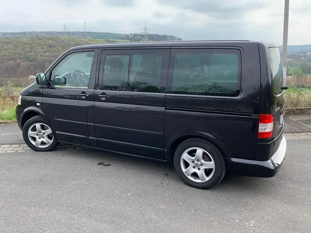 Gebraucht VW Multivan Highline 174 PS (127 kW) 2006 Schwarz Van / Kleinbus