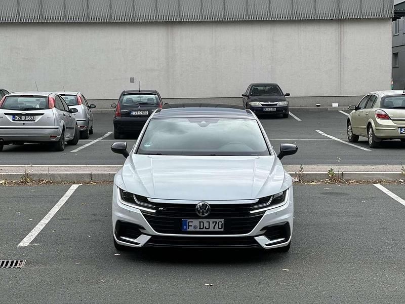 Gebraucht 2019 VW Arteon R-line Coupé | 24.900 € (Etwas zu teuer) - Bild 1/4