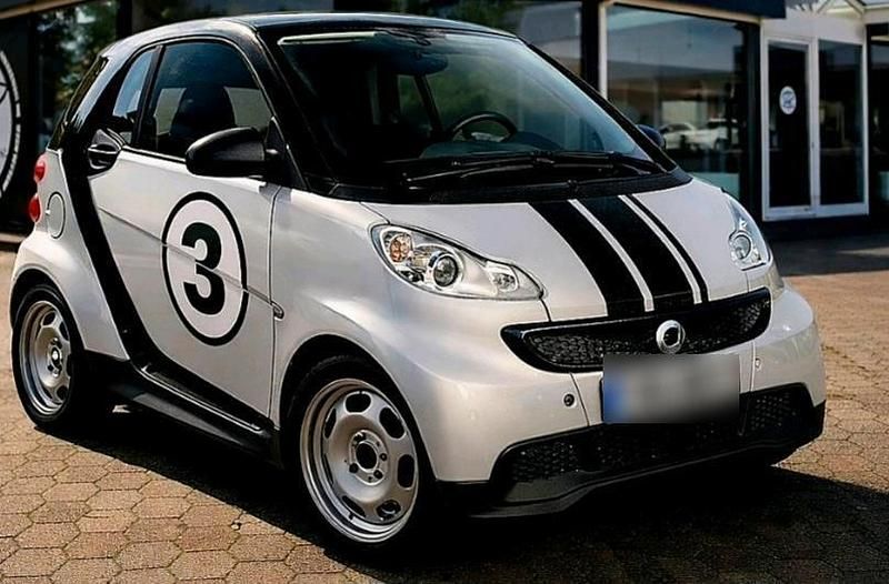 Gebraucht Smart ForTwo Coupé 61 PS (44 kW) 2012 Silber Coupé