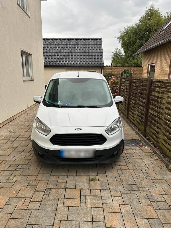 Weiß Gebraucht 2017 Ford Transit Van / Kleinbus | 2.650 € (Superpreis) - Bild 1/4