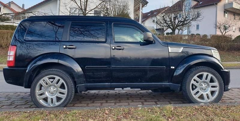 Gebraucht Dodge Nitro SXT 177 PS (130 kW) 2008 Schwarz SUV