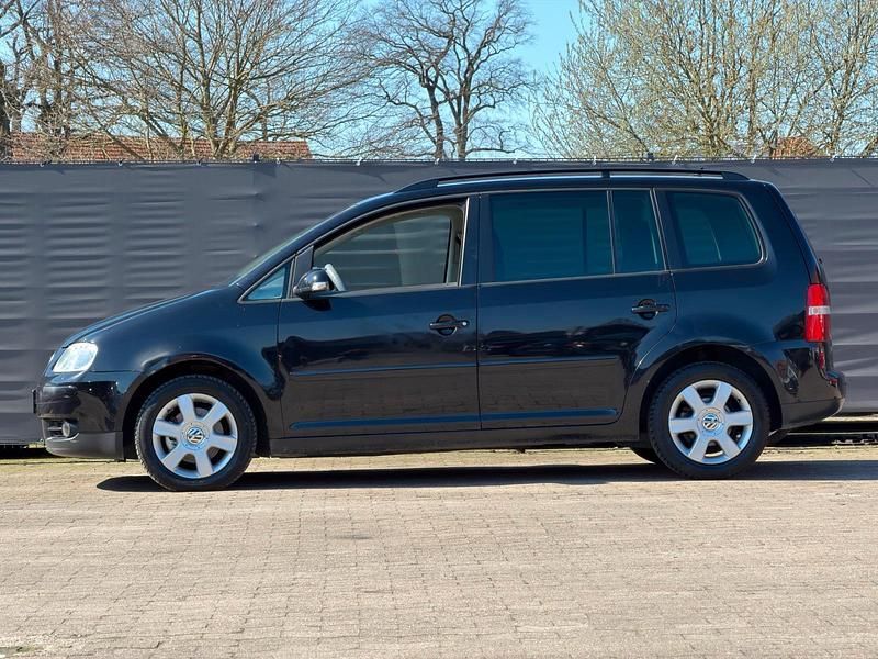 Gebraucht VW Touran 105 PS (77 kW) 2006 Schwarz Van / Kleinbus